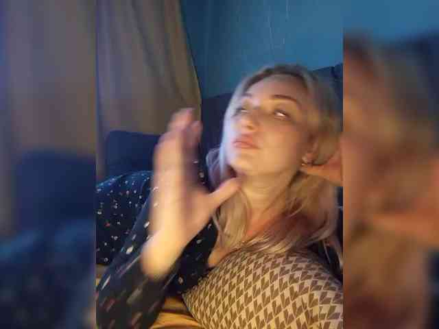 Tanysha-1 webcam