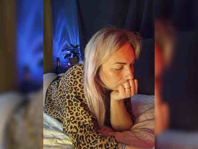 Tanysha-1 webcam