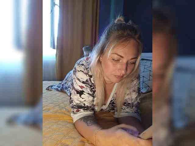 Tanysha-1 webcam