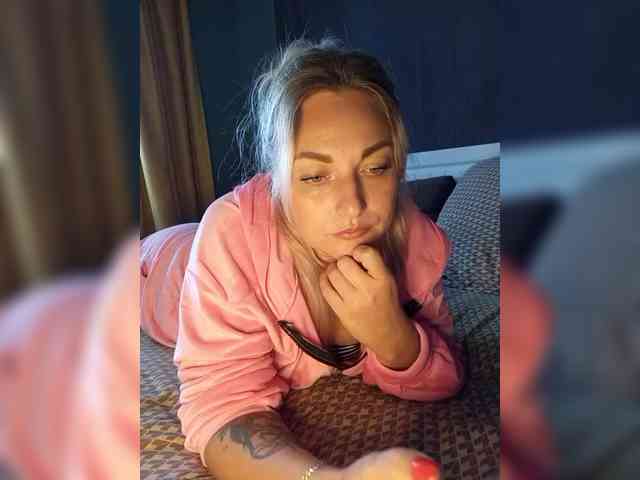 Tanysha-1 webcam