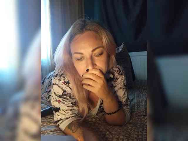 Tanysha-1 Sex Cam Show