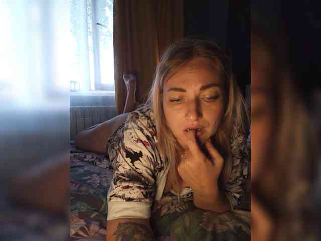 Tanysha-1 webcam