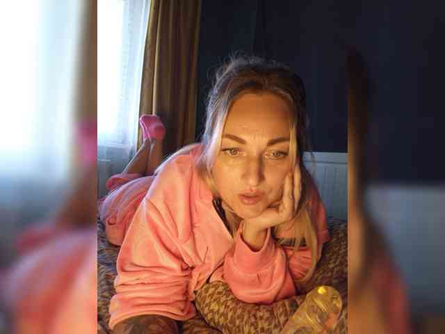 Tanysha-1 webcam