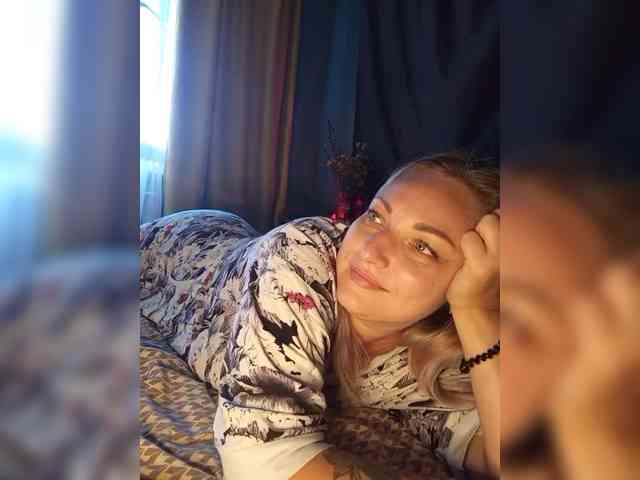 Tanysha-1 webcam