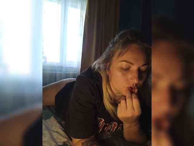 Tanysha-1 webcam