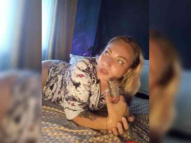 Tanysha-1 webcam