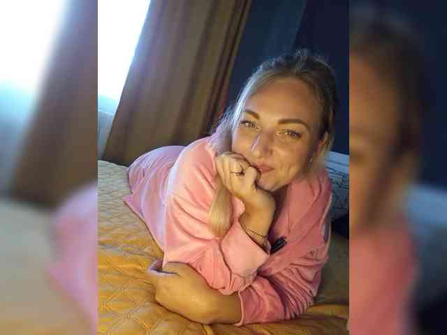 Tanysha-1 webcam