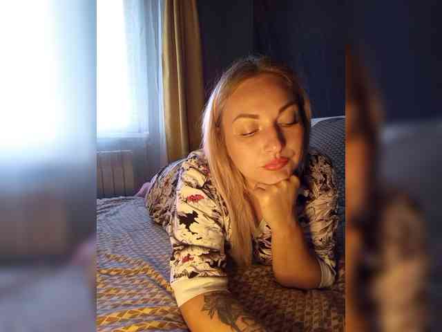 Tanysha-1 webcam
