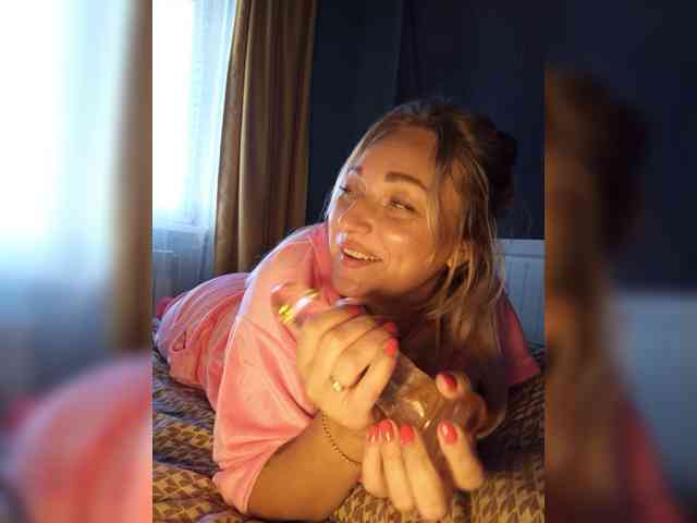 Tanysha-1 webcam