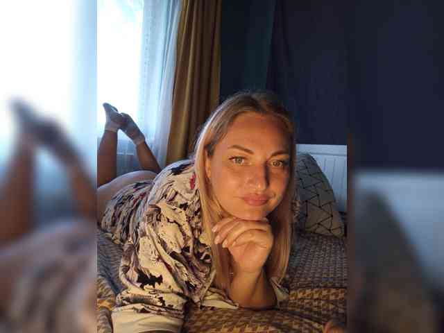 Tanysha-1 webcam