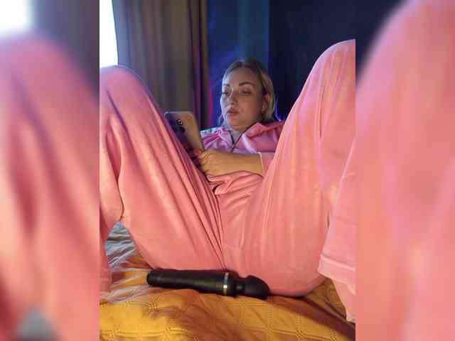 Tanysha-1 webcam
