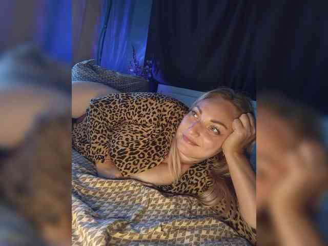 Tanysha-1 webcam