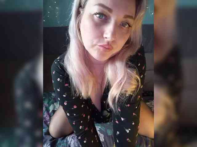 Tanysha-1 webcam