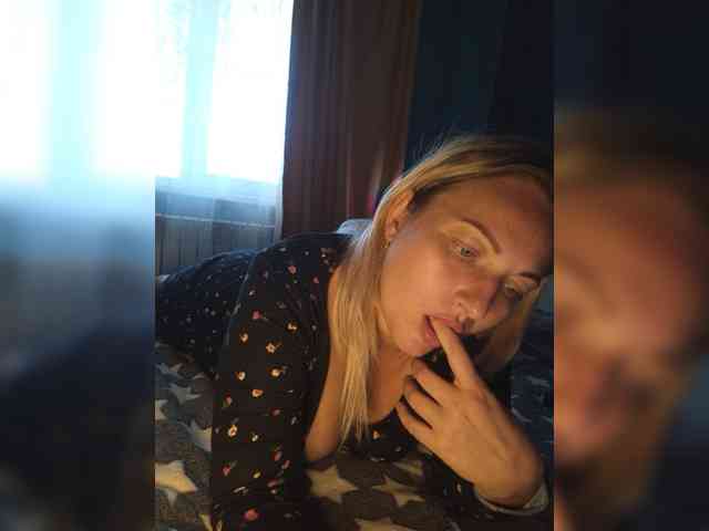 Tanysha-1 webcam