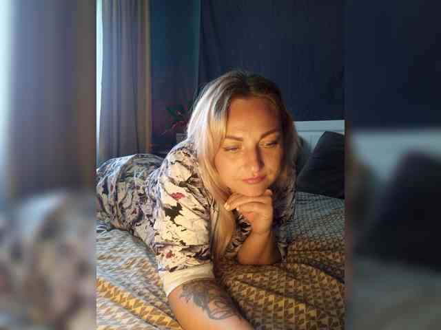 Tanysha-1 webcam