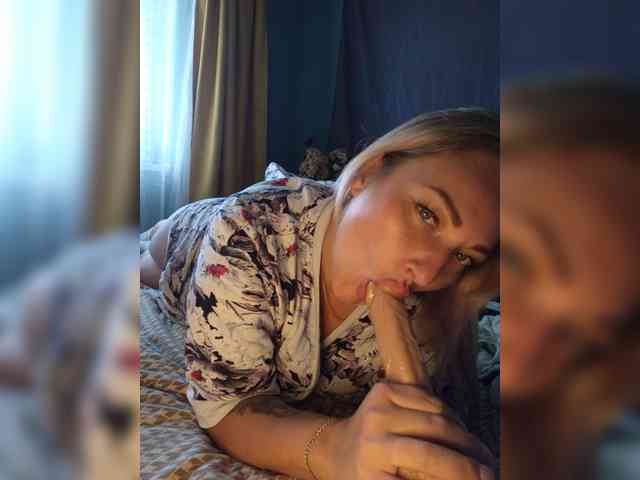 Tanysha-1 webcam