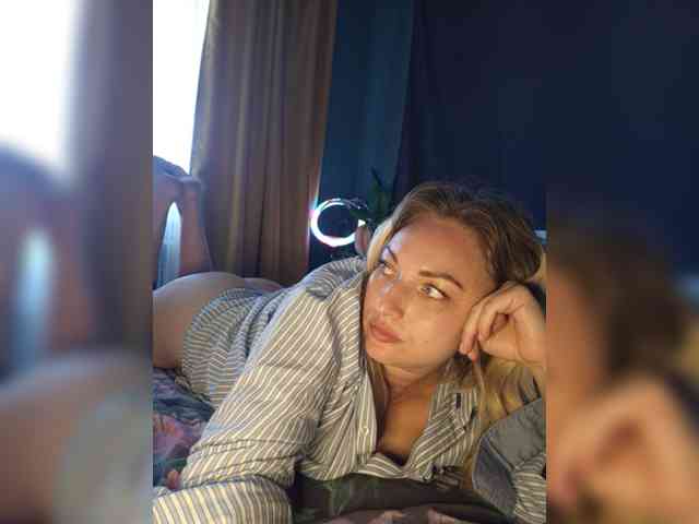 Tanysha-1 webcam