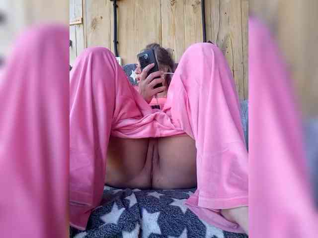 Tanysha-1 webcam