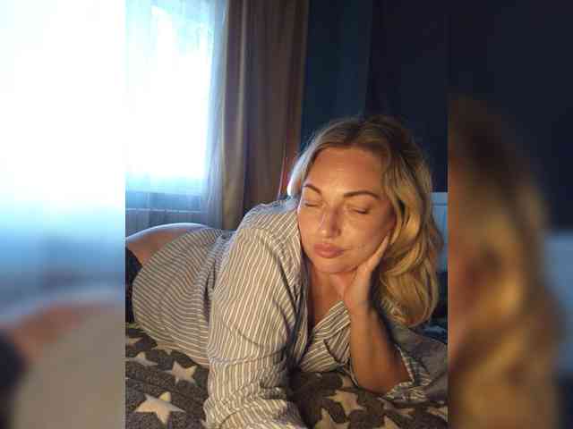 Tanysha-1 webcam