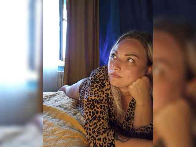 Tanysha-1 webcam