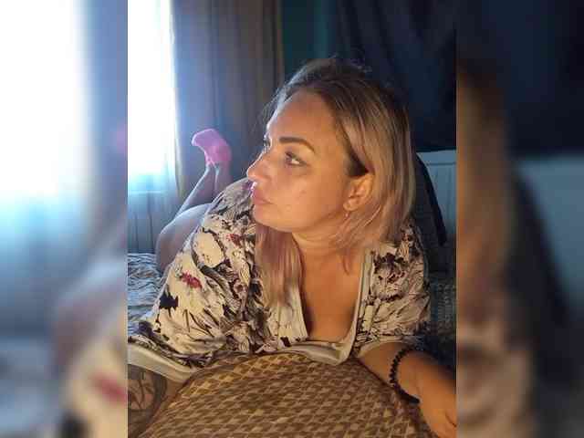 Tanysha-1 webcam