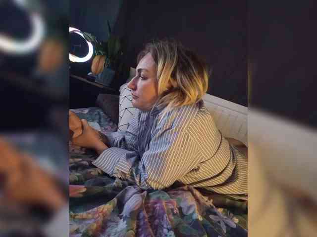 Tanysha-1 webcam