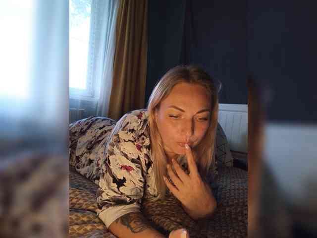 Tanysha-1 webcam