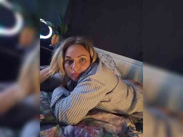 Tanysha-1 webcam