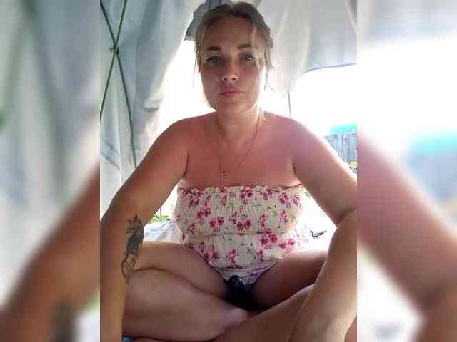 Tanysha-1 webcam