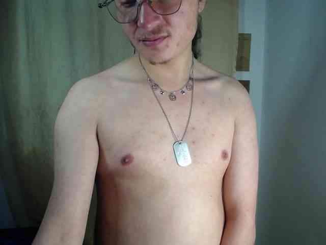 DarioBW-25 Live Webcam on BongaCams