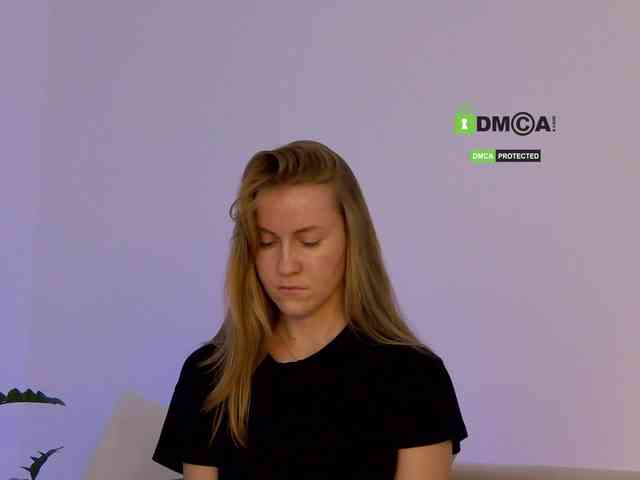 23Kira23