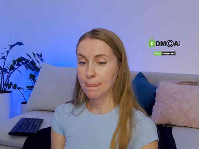 23Kira23
