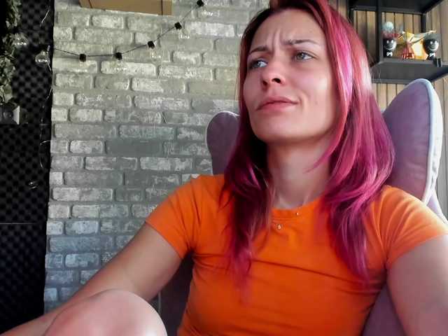 karo131324 live webcam show