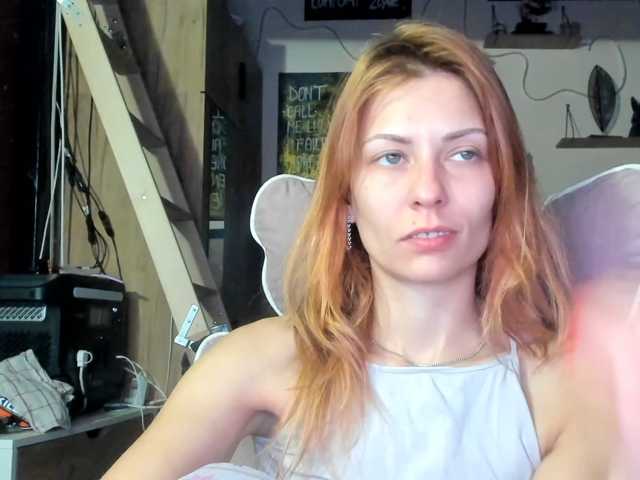 karo131324 live cam on BongaCams