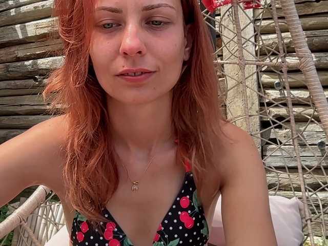 karo131324 live cam on BongaCams