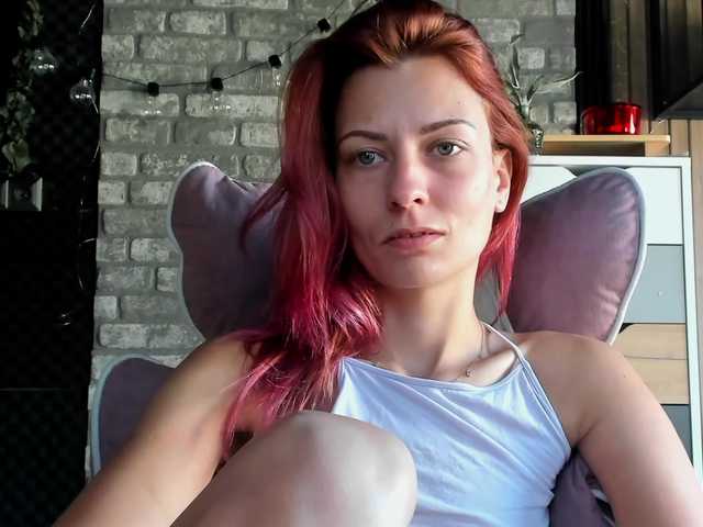 karo131324 live cam on BongaCams