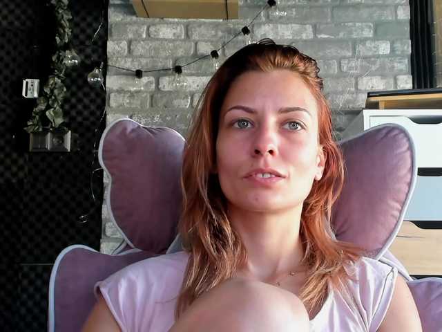 karo131324 live webcam show