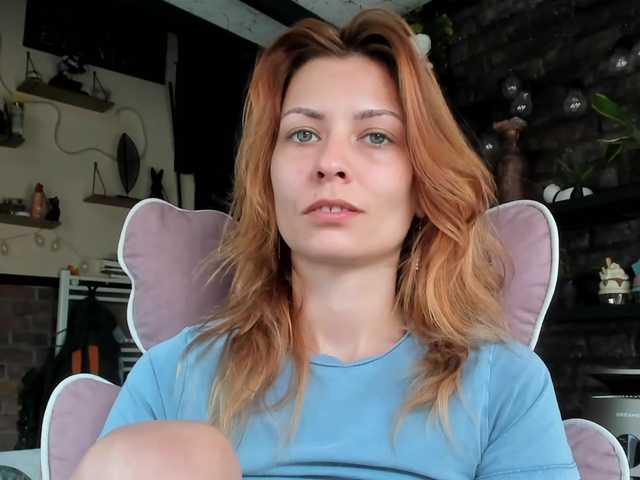 karo131324 live cam on BongaCams