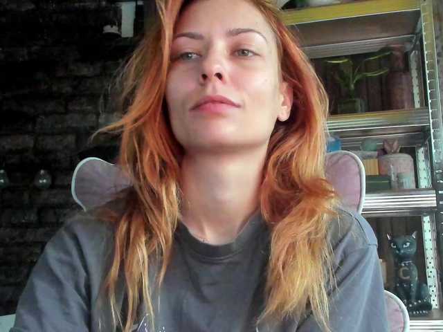 karo131324 live cam on BongaCams