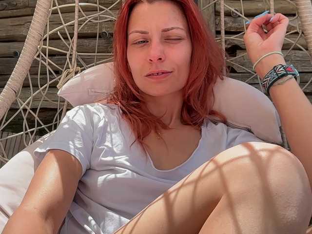 karo131324 live cam on BongaCams