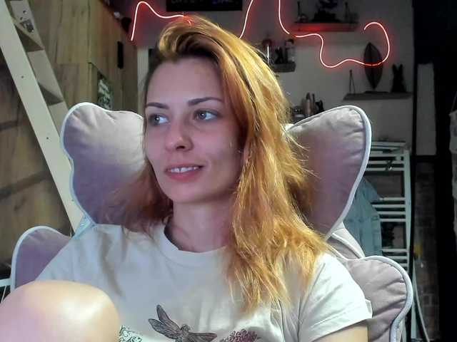karo131324 live cam on BongaCams