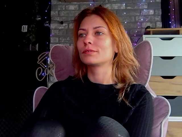 karo131324 live cam on BongaCams