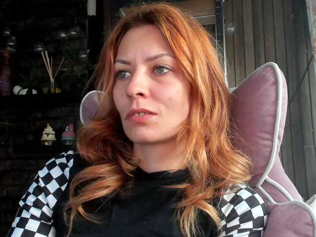 karo131324 live cam on BongaCams