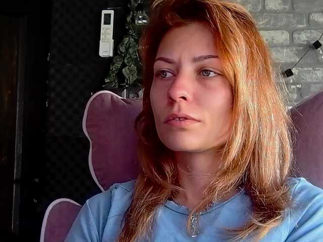 karo131324 live cam on BongaCams
