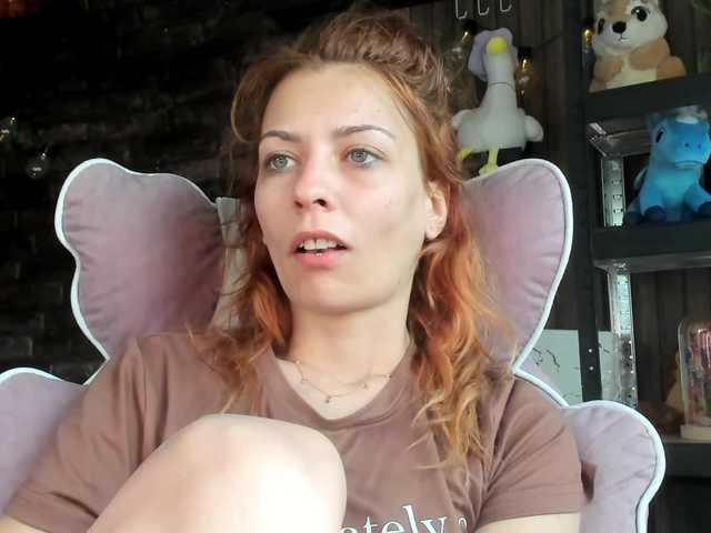 karo131324 live cam on BongaCams