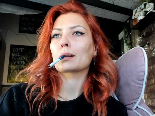 karo131324 live cam on BongaCams