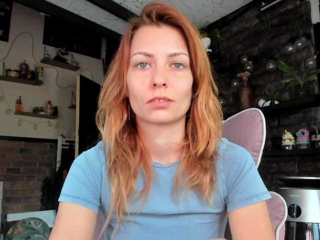karo131324 live cam on BongaCams