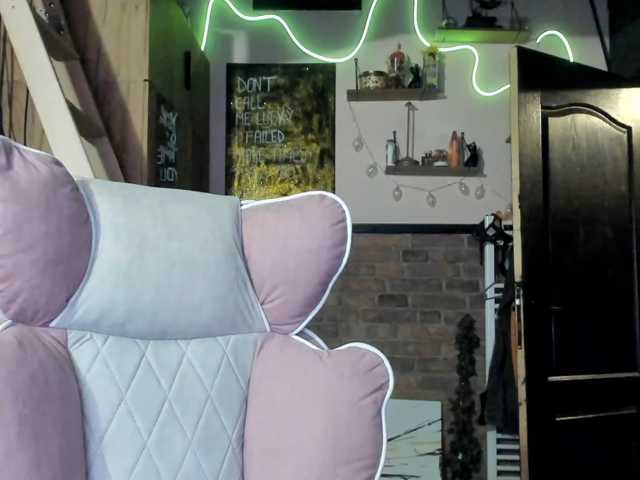 karo131324 live cam on BongaCams