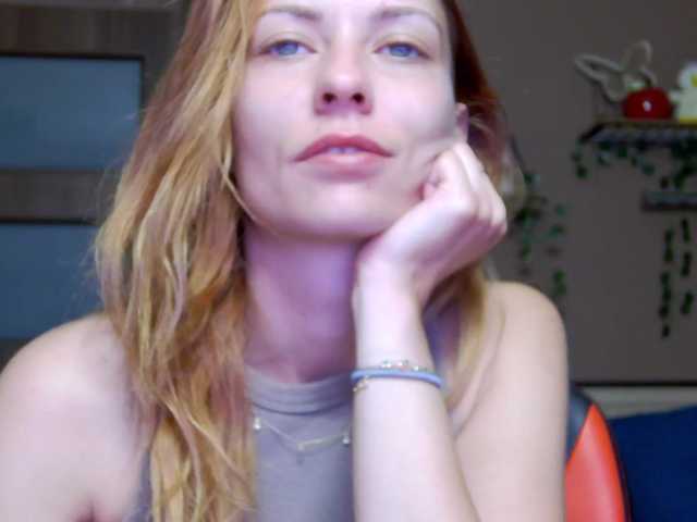 karo131324 live cam preview