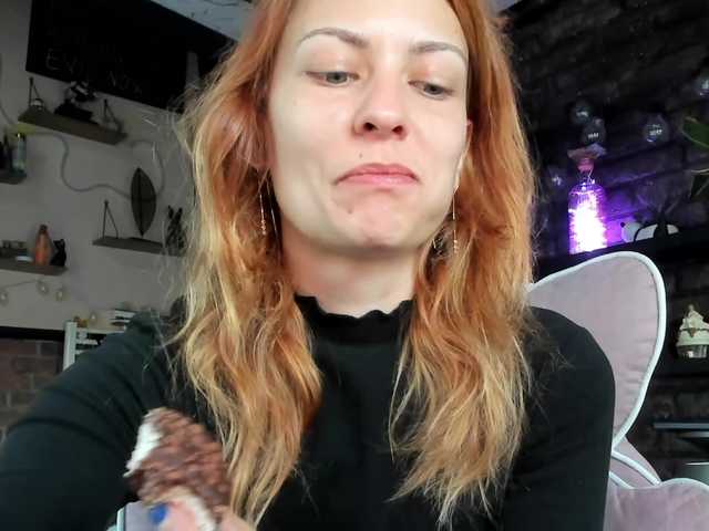 karo131324 live cam preview